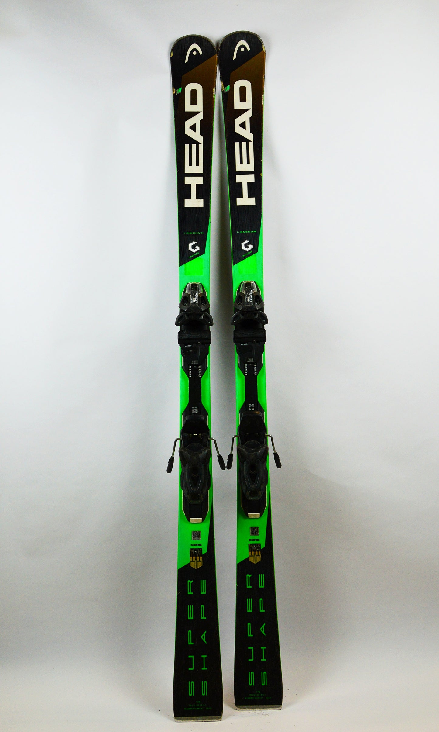 Ski Head Supershape i.Magnum (2019)